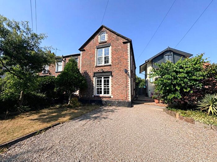5 Bedroom Semi-Detached House To Rent In Wellington Fields, Wavertree, Liverpool, Merseyside, L15
