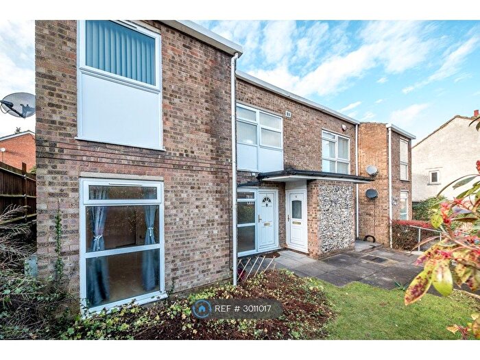 1 Bedroom Flat To Rent In Farley Hill, Luton, LU1