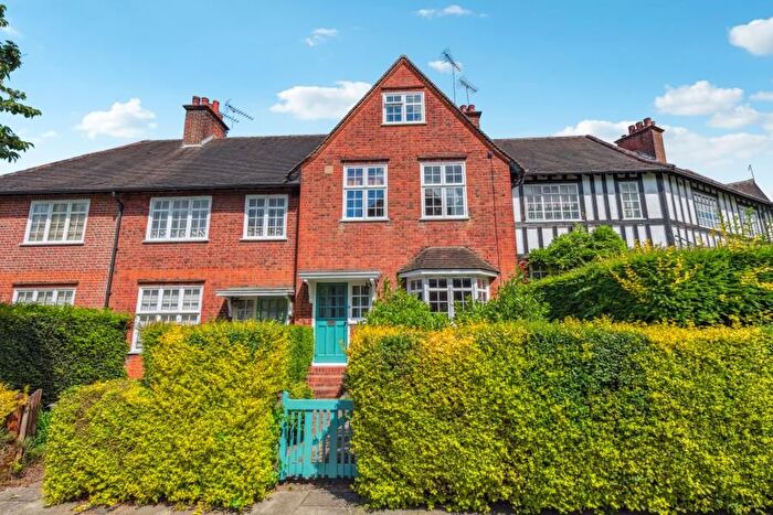 4 Bedroom Terraced House For Sale In Denison Road, W5