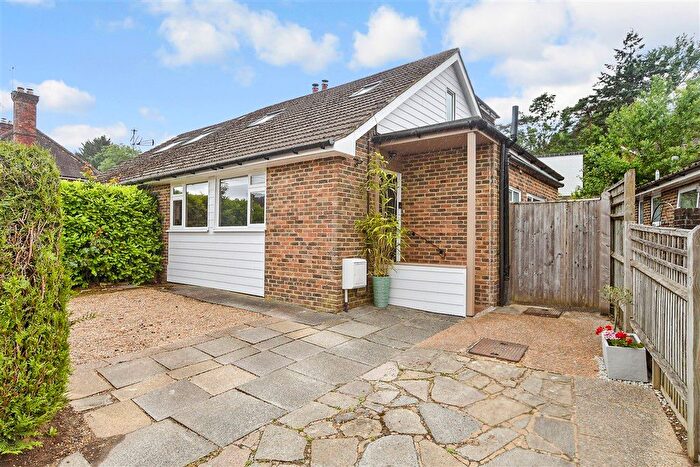 3 Bedroom Chalet For Sale In Berkeley Road, Mayfield, East Sussex, TN20