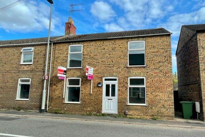 3 Bedroom Property To Rent In Ramsey Road, Peterborough, PE7