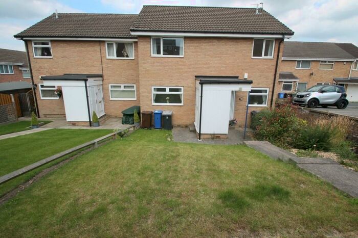2 Bedroom Flat To Rent In Harlech Close, Chapeltown, S35