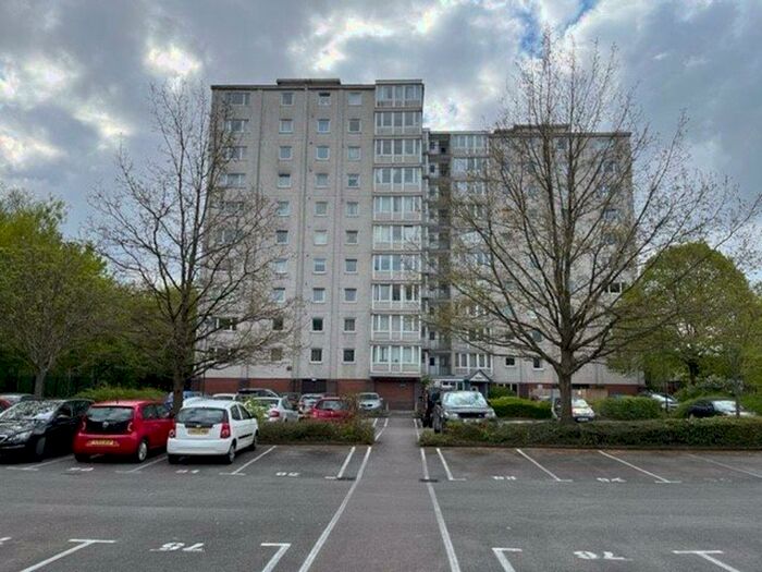 1 Bedroom Apartment To Rent In Tilehurst Court, Kersal Way, Salfrod, M7