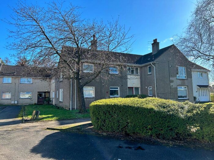 2 Bedroom Flat To Rent In Semphill Gardens, Calderwood, East Kilbride, G74