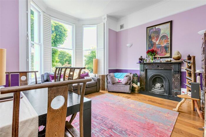 2 Bedroom Flat To Rent In Bolton Road, Chiswick, W4