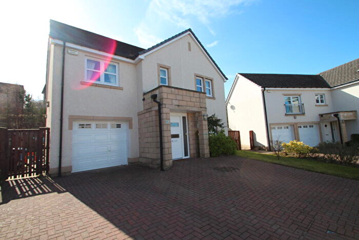 5 Bedroom Detached House To Rent In Calabar Court, Rutherglen, G73