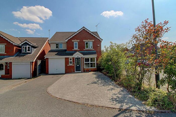 4 Bedroom Detached House For Sale In Lilleburne Drive, Nuneaton, CV10