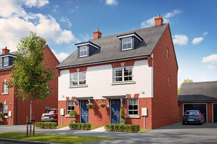 4 Bedroom End Of Terrace House For Sale In Armstrongs Fields, Broughton, Aylesbury, HP22