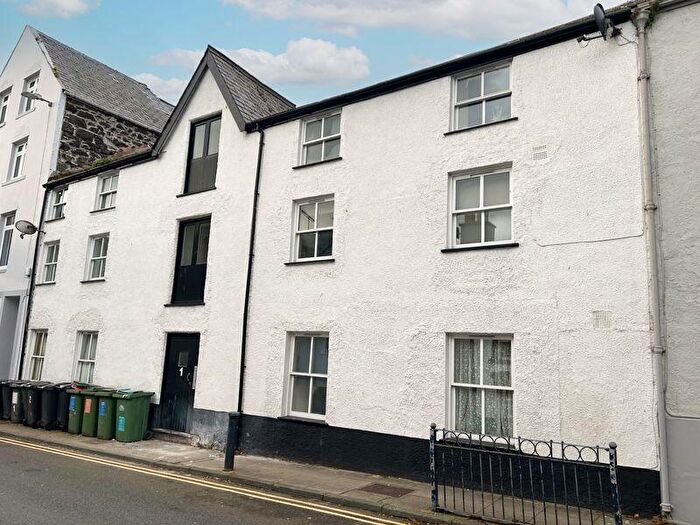 1 Bedroom Apartment For Sale In Berry Street, Conwy, LL32
