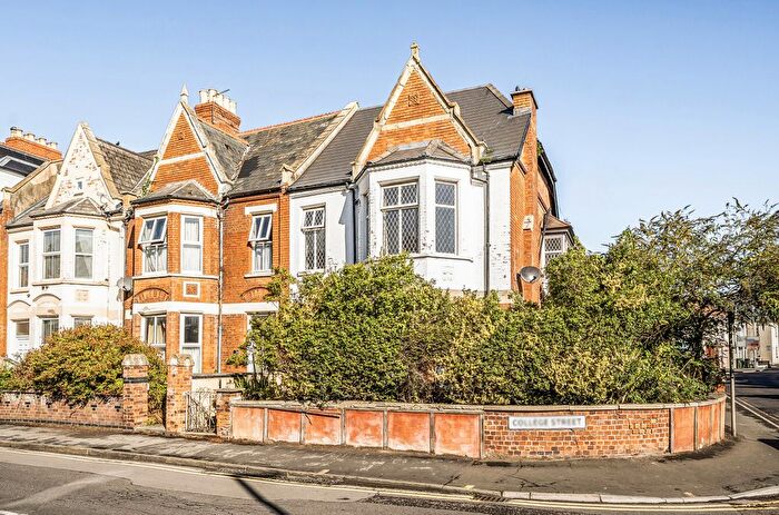 4 Bedroom End Terrace House For Sale In College Street, Burnham-On-Sea, Somerset, TA8