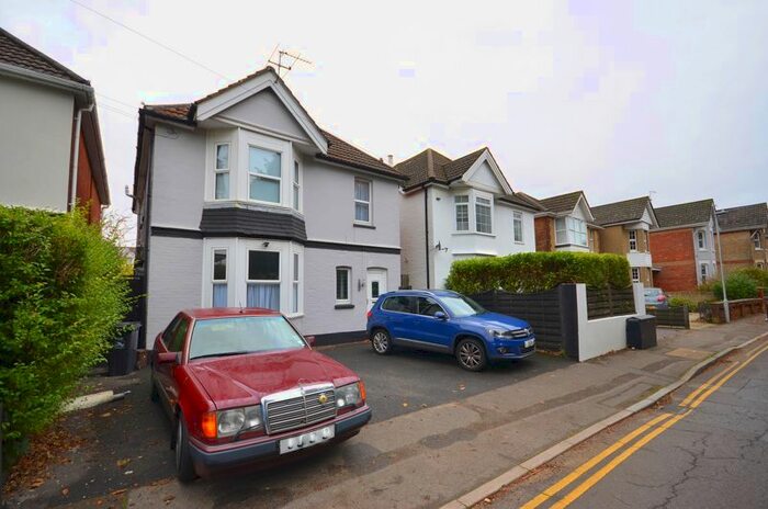1 Bedroom Flat To Rent In Alexandra Road, Parkstone, Poole BH14