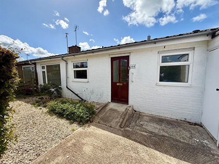 2 Bedroom Terraced Bungalow For Sale In Lime Kiln, Royal Wootton Bassett, SN4