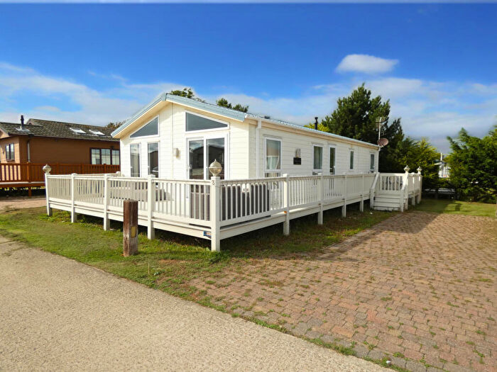 2 Bedroom Lodge For Sale In Coopers Beach Caravan Park, CO5