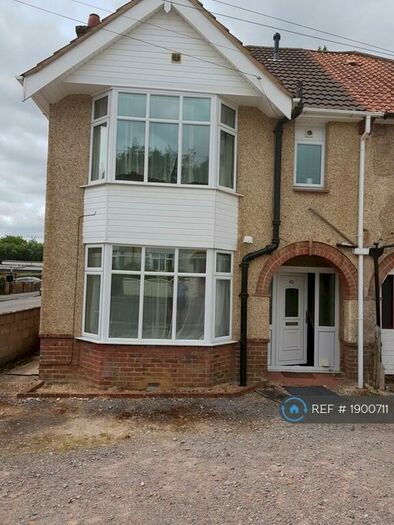 6 Bedroom Semi-Detached House To Rent In Chamberlain Road, Southampton, SO17