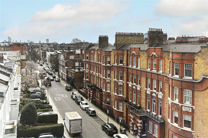 2 Bedroom Flat For Sale In Allen House, Allen Street, London, W8