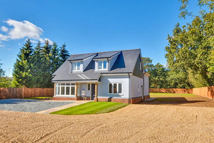 4 Bedroom Detached House For Sale In Chapel End, Mole Hill Green, CM6