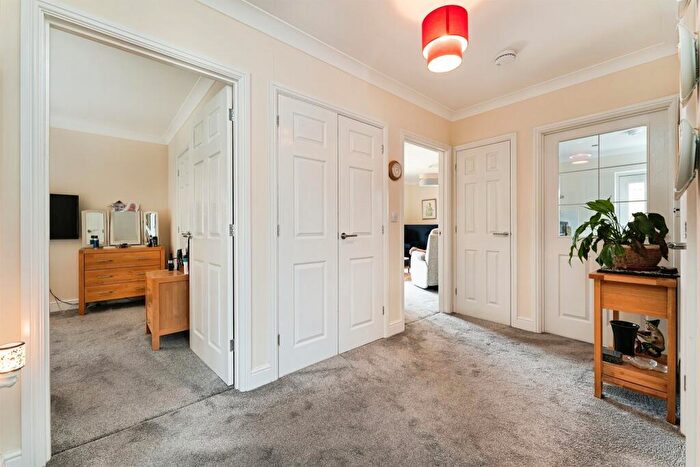 2 Bedroom Detached Bungalow For Sale In Willow Gardens, Wimblington, March, PE15
