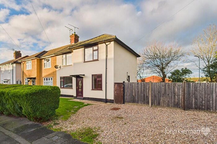3 Bedroom Semi-Detached House For Sale In Heathfield Road, Uttoxeter, ST14