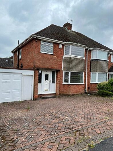 3 Bedroom Semi-Detached House To Rent In Frampton Way, Great Barr, Birmingham, B43