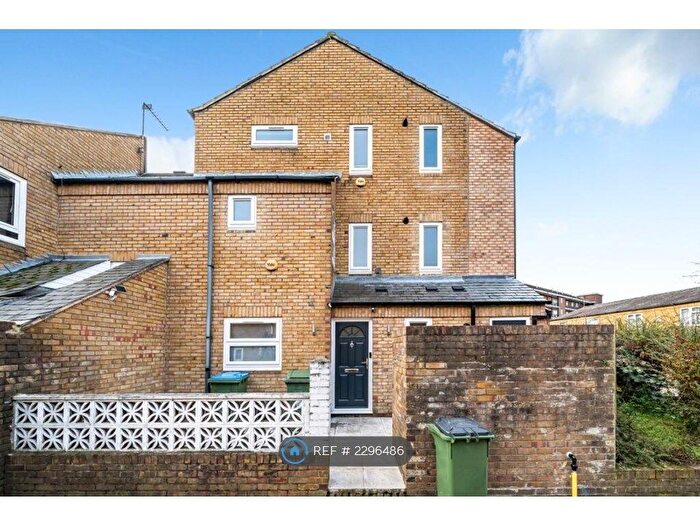 1 Bedroom Flat To Rent In Red Barracks Road, London, SE18