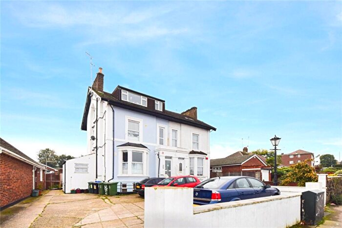 2 Bedroom Flat For Sale In Bexley Road, Erith, Kent, DA8