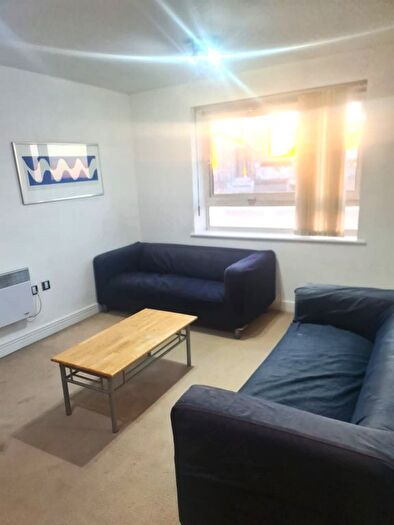 1 Bedroom Flat To Rent In Spectrum Tower, - Hainault Street, Ilford, IG1