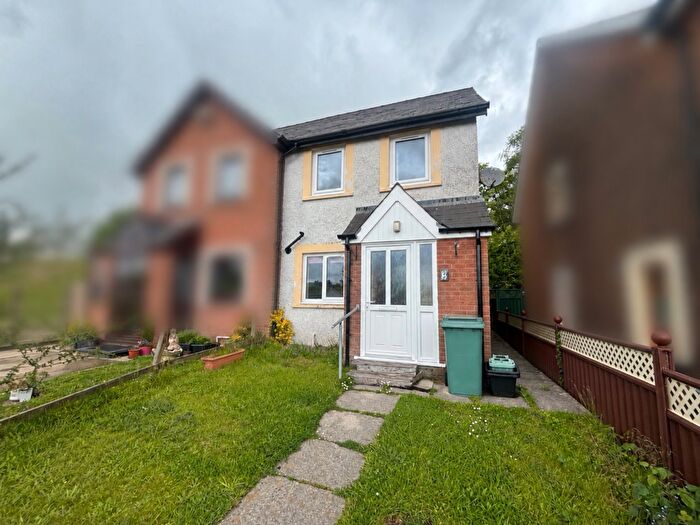 3 Bedroom Semi-Detached House For Sale In Bryn Steffan, Lampeter, SA48
