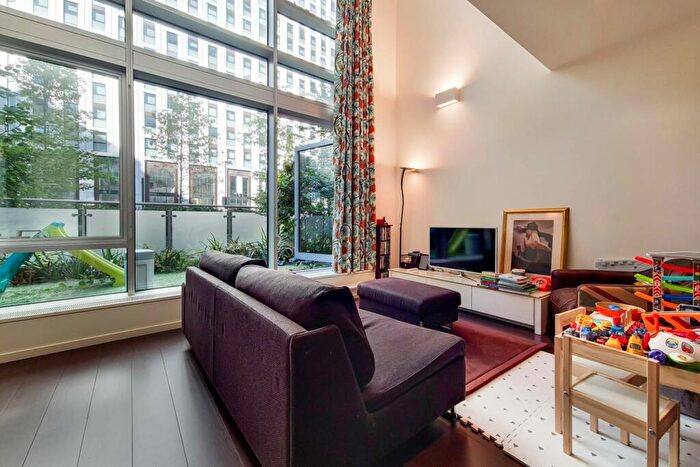 1 Bedroom Flat To Rent In Baltimore Wharf, Canary Wharf, London, E14