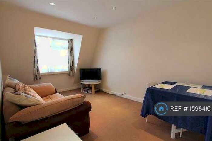 1 Bedroom Flat To Rent In College Road, Harrow On The Hill, HA1