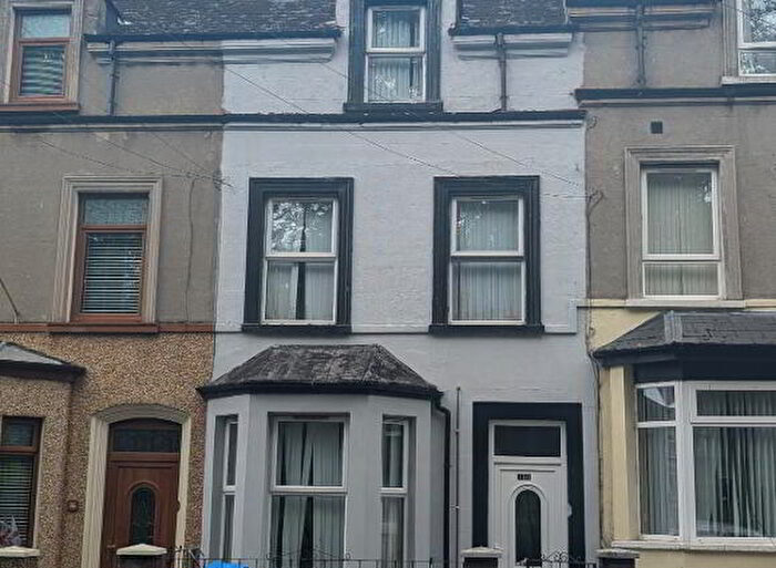 4 Bedroom Mid TownHouse To Rent In Woodvale Avenue, Belfast, BT13