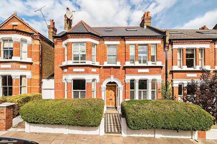 5 Bedroom Property For Sale In Cautley Avenue, Clapham, SW4