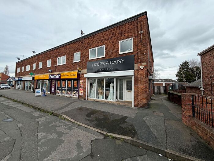 2 Bedroom Flat For Sale In Barnsley Road, Wakefield, WF1