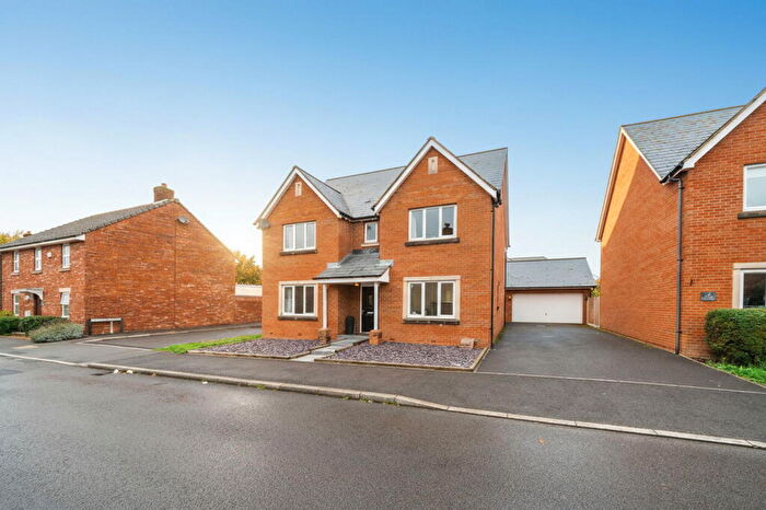 4 Bedroom Detached House For Sale In The Finches, Portishead, Bristol, BS20
