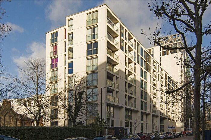 1 Bedroom Flat To Rent In Westwood House, Millharbour Road, Canary Wharf, London, E14