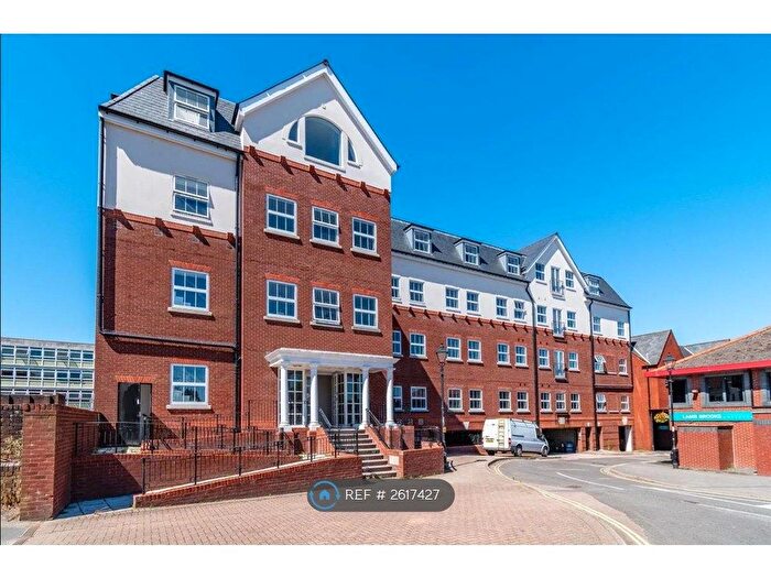 1 Bedroom Flat To Rent In Vantage House, Basingstoke, RG21