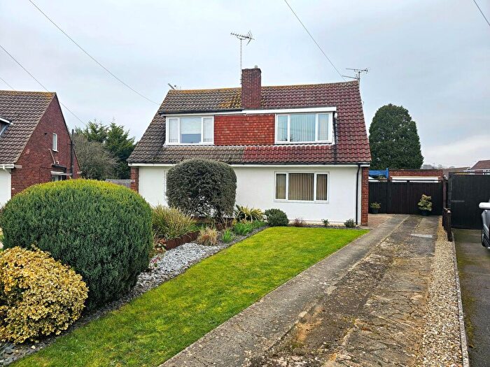 3 Bedroom Semi Detached House For Sale In Barnacre Drive, Hucclecote, GL3