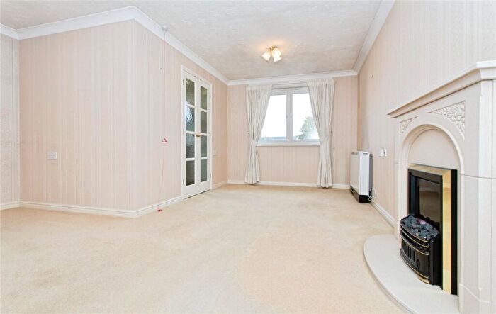 1 Bedroom Apartment For Sale In Haig Court, Chesterton, CB4