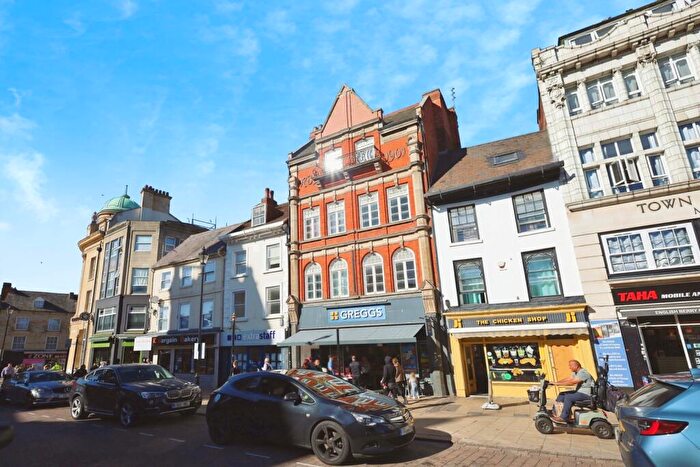 1 Bedroom Flat For Sale In Mercers Row, Northampton, Northamptonshire, NN1
