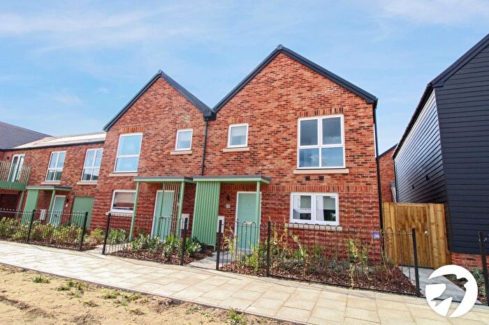 3 Bedroom End Of Terrace House To Rent In Colyer Drive, Alkerden, Ebbsfleet Valley, Swanscombe, DA10