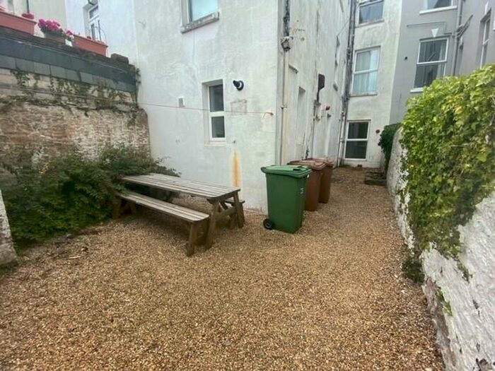 2 Bedroom Flat To Rent In Northumberland Terrace, Plymouth, PL1