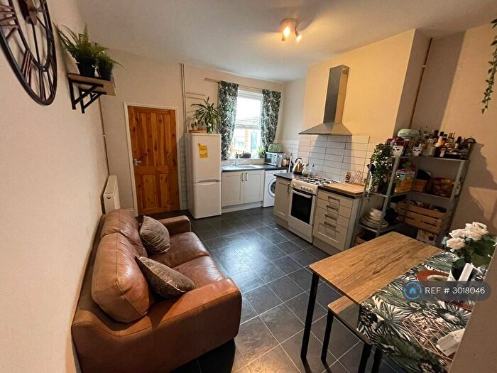 2 Bedroom Terraced House To Rent In Windmill Lane, Nottingham, NG3