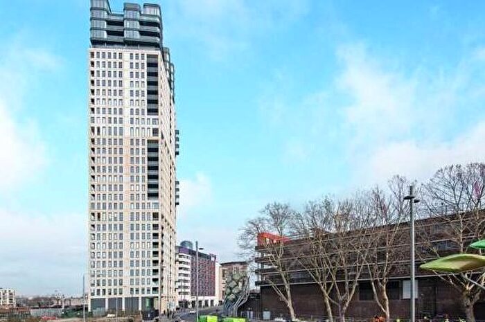 1 Bedroom Flat To Rent In Legacy Tower, Great Eastern Road, Stratford, London, E15