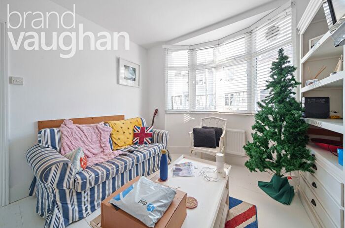 4 Bedroom Terraced House To Rent In Windmill Street, Brighton, BN2