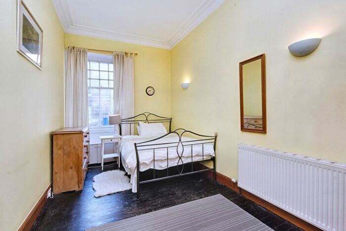 1 Bedroom Flat For Sale In Argyle Street, St Andrews, KY16