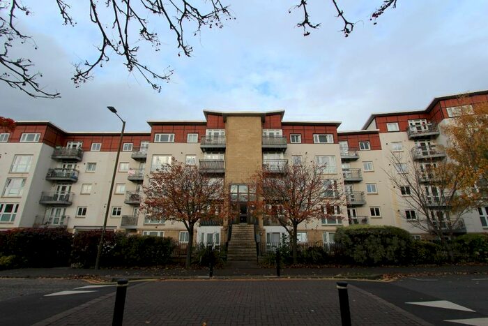 2 Bedroom Flat To Rent In Brunswick Road, Leith, Edinburgh, EH7