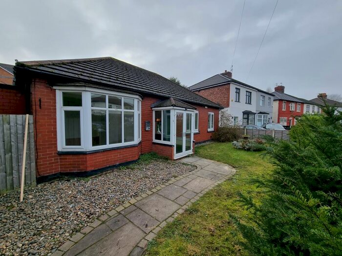 3 Bedroom Bungalow To Rent In Melbreck Road, Liverpool, L18