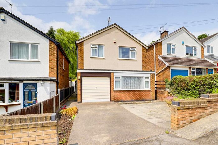 3 Bedroom Detached House For Sale In Marshall Hill Drive, Mapperley, Nottinghamshire, NG3