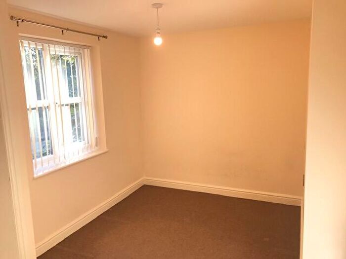 2 Bedroom Apartment To Rent In Wyggeston Street, Burton Upon Trent, DE13