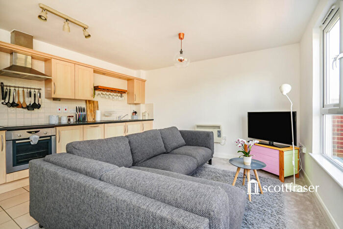 1 Bedroom Flat To Rent In Leander Way, Oxford, Oxfordshire, OX1
