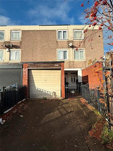 3 Bedroom Terraced House For Sale In Lennox Street, Birmingham, West Midlands, B19